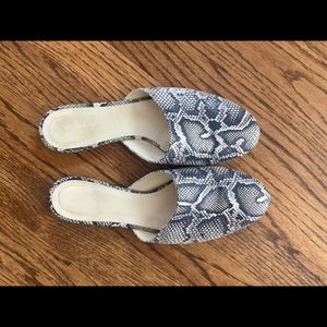 Emerson Fry Slides size 38